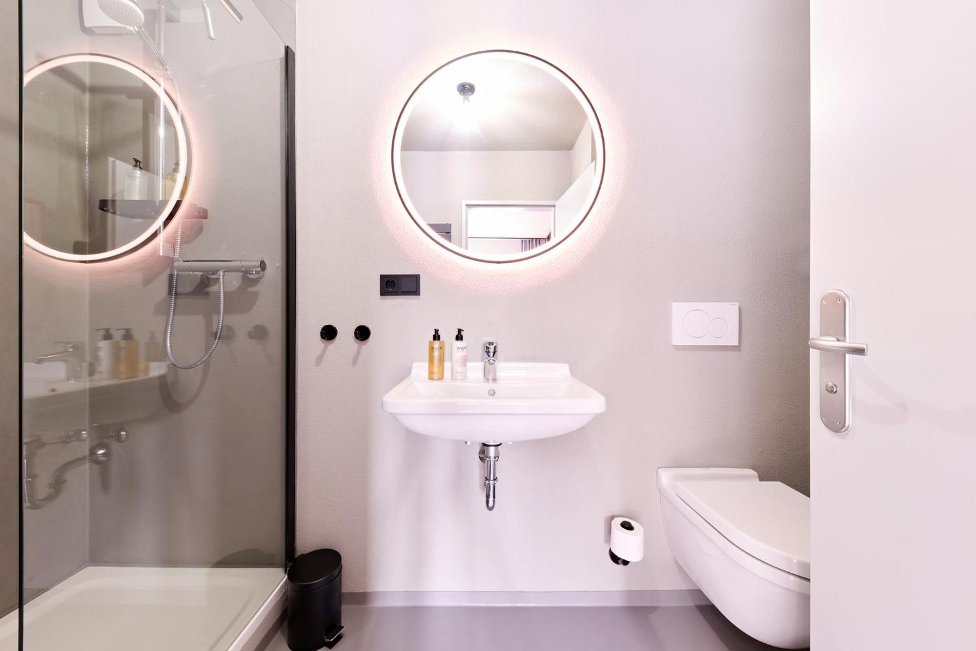 Xzllenz Kueche Bad S-Bahn Parken Smart-Tv Wellbeing Apartment Neunkirchen am Sand Exterior foto